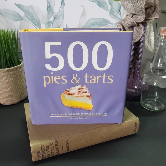 COOKBOOK | 500 Pies & Tarts - Picture 1 of 6